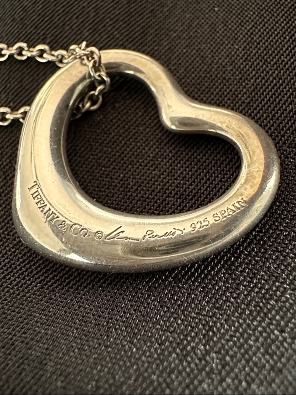 Tiffany heart necklace. Sterling silver signed Elsa Peretti open heart w/ chain